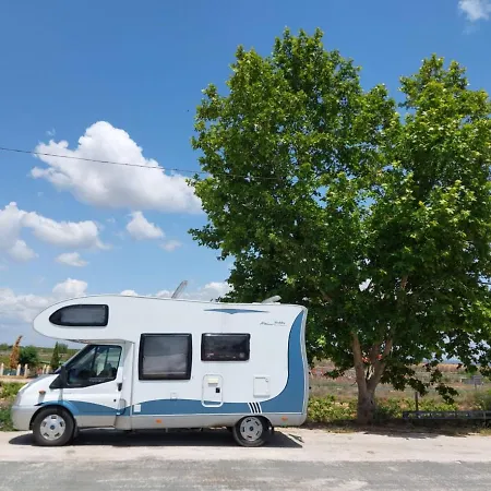 مكان تخييم Autovan Ibz